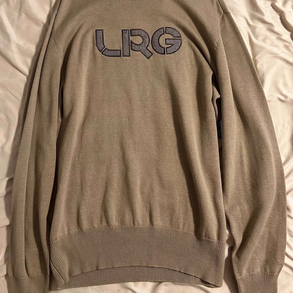 LRG Men's Beige Crewneck Sweater